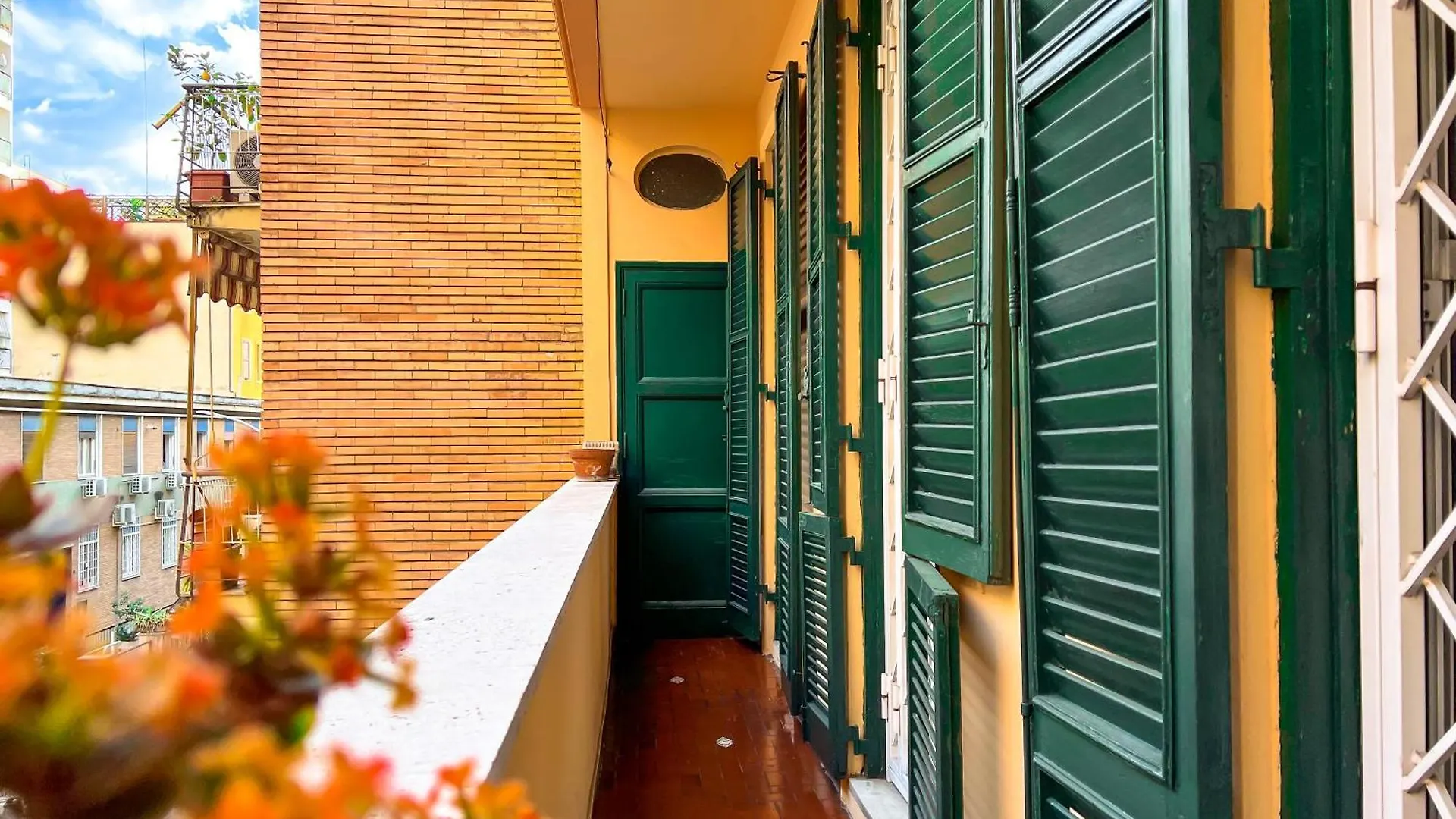 Apartament Large House Near The Metro A - Ideal For 6 People In The Center Of Rzym