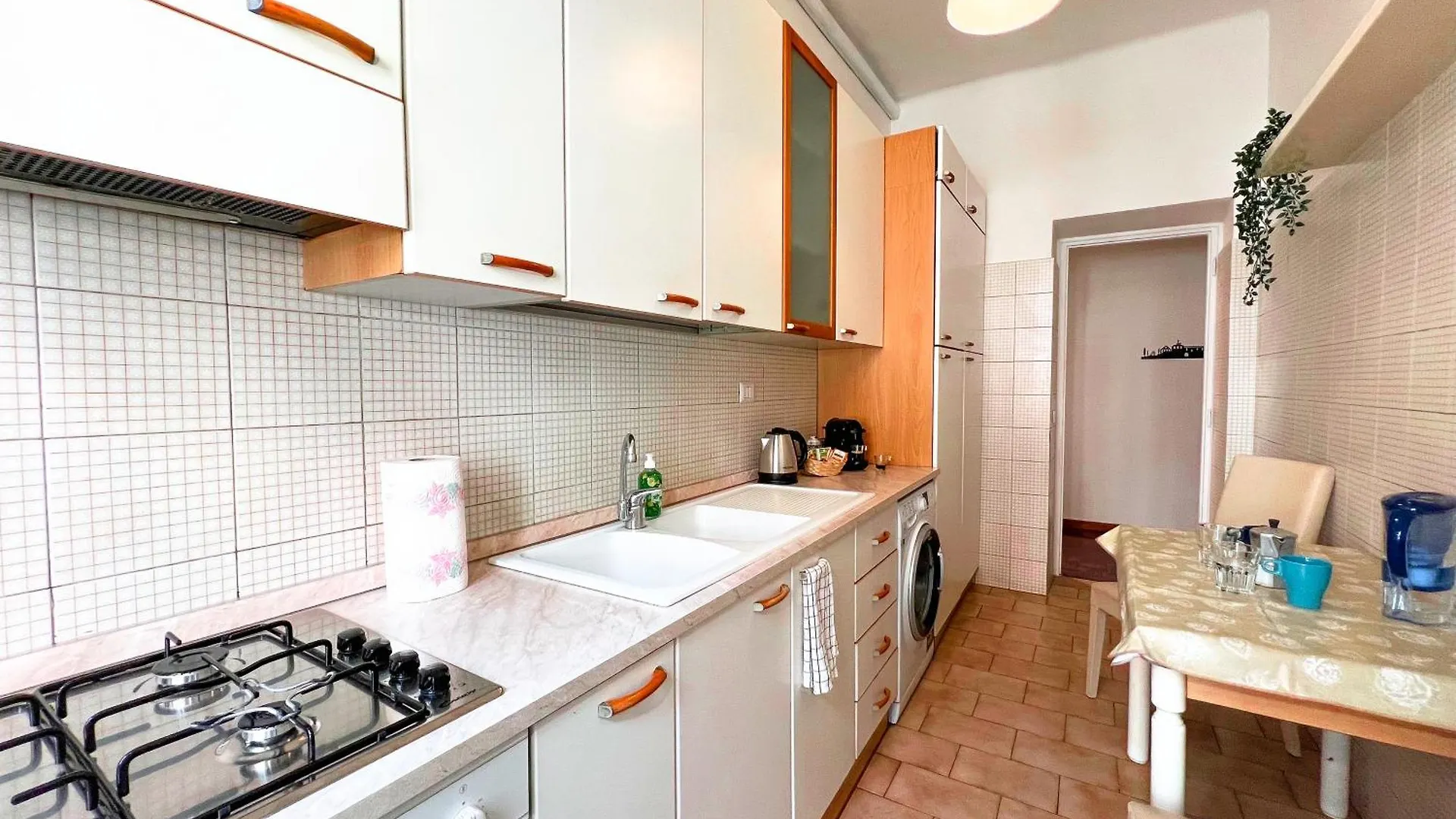 Large House Near The Metro A - Ideal For 6 People In The Center Of Rzym